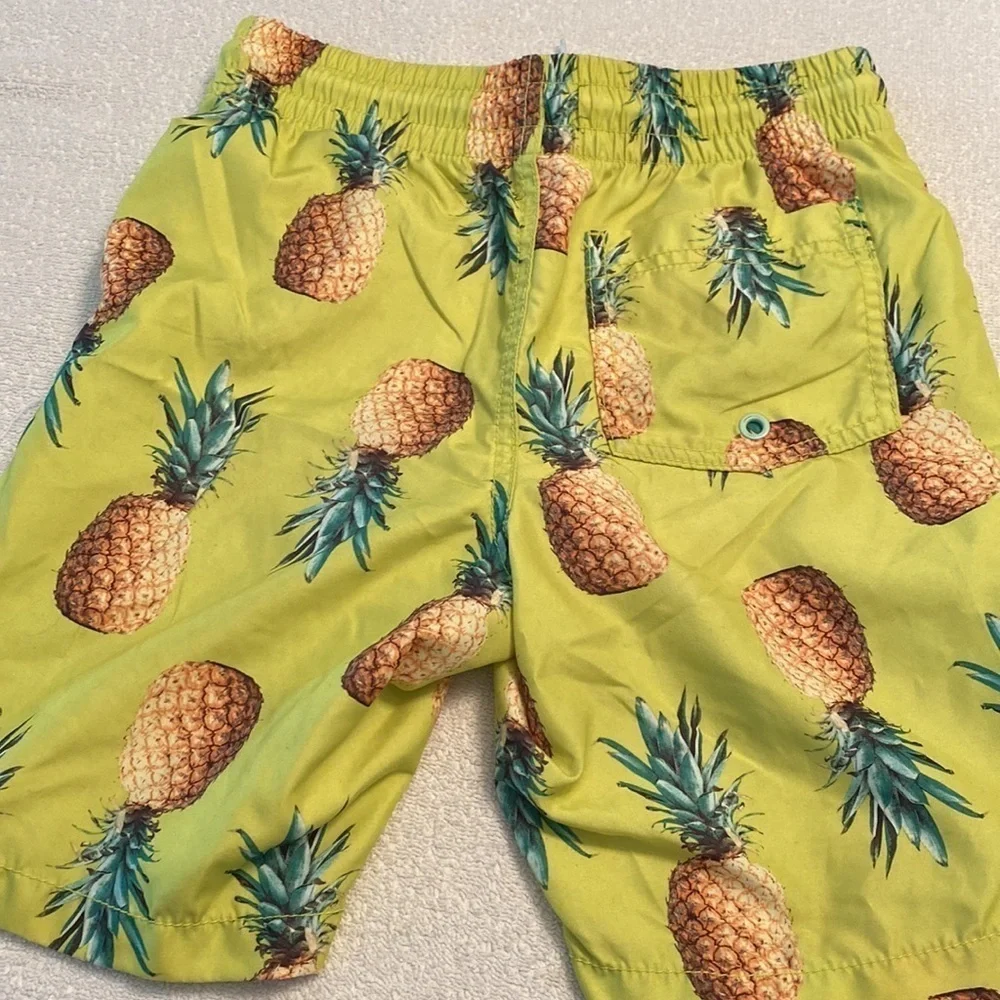 Old Navy swim trunks lined pineapple print elastic waist lined size medium